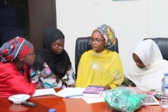 STEM-interns-at-BUK-collaborate-in-groups-to-develop-renewable-energy-concepts.-The-winning-team-gets-a-prize