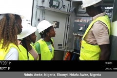 FUNAI - Mechanical group with their tutor at the 500kVA DG, being shown the Generator starting mechanisms